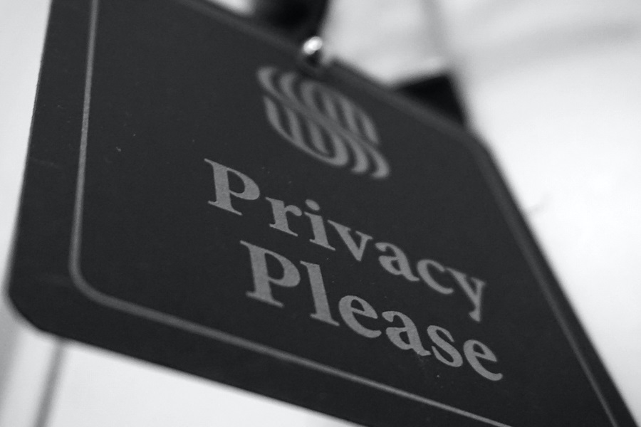 浮気調査はプライバシーの侵害になる？違法行為になるラインを解説
